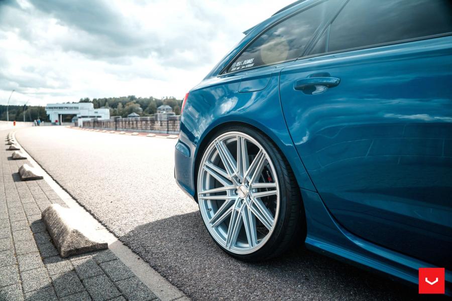 Детали экстерьера Audi RS6 Avant on Vossen Wheels (CV10) 2019 года  (фото 40 из 48)